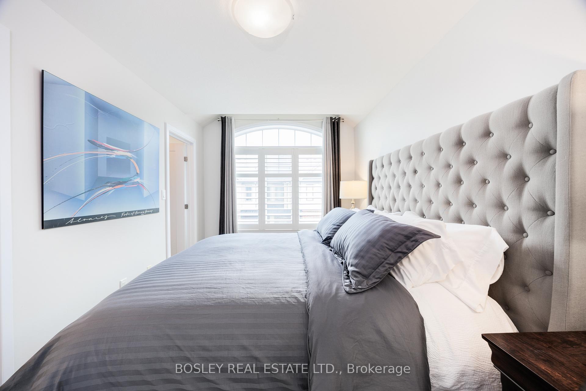 Photo 5 of Unit 67, 1169 Garner Road E, Hamilton, Ancaster — HOMEH