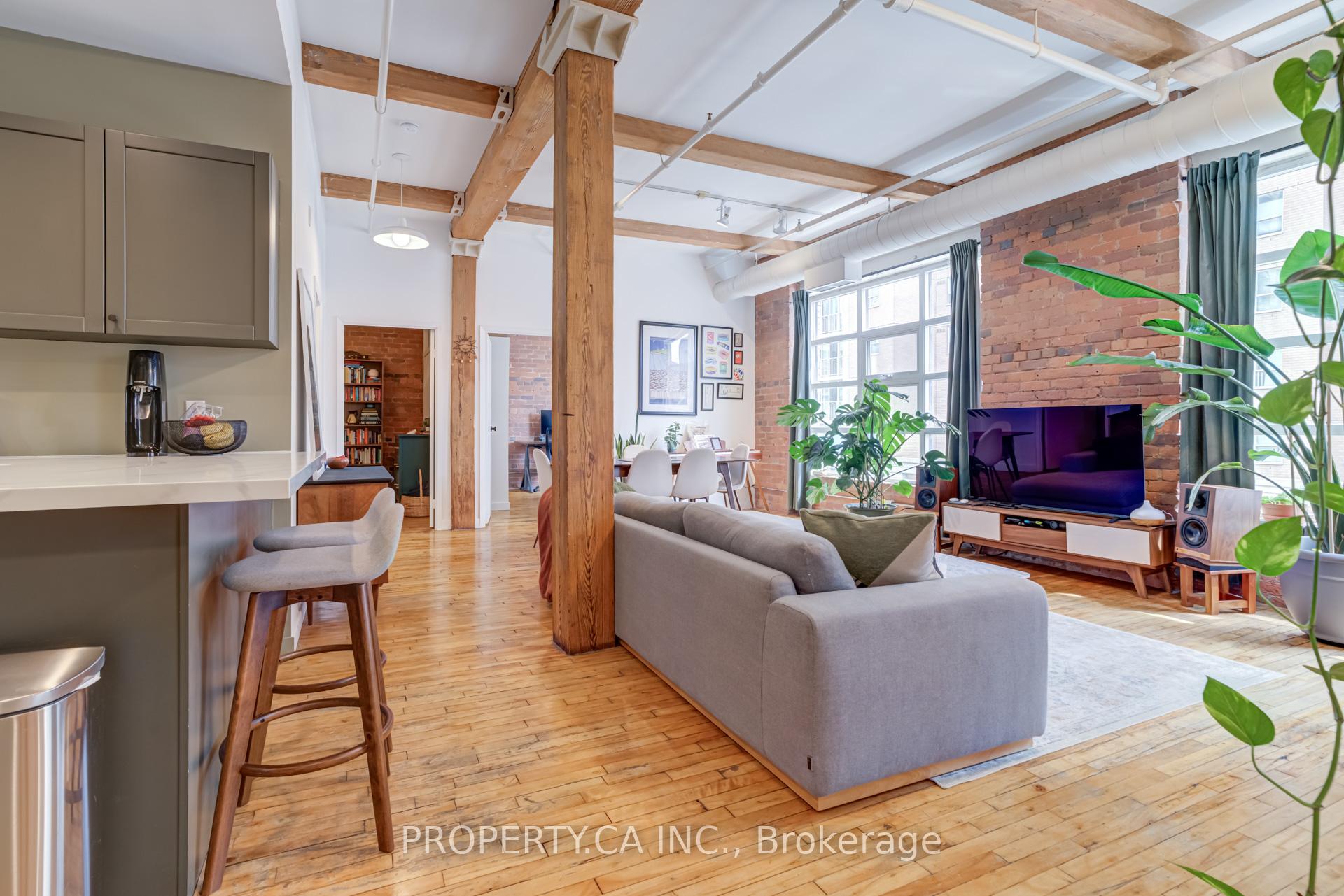 Photo 2 of Unit 401, 90 Sherbourne Street, Toronto, Moss Park — HOMEH