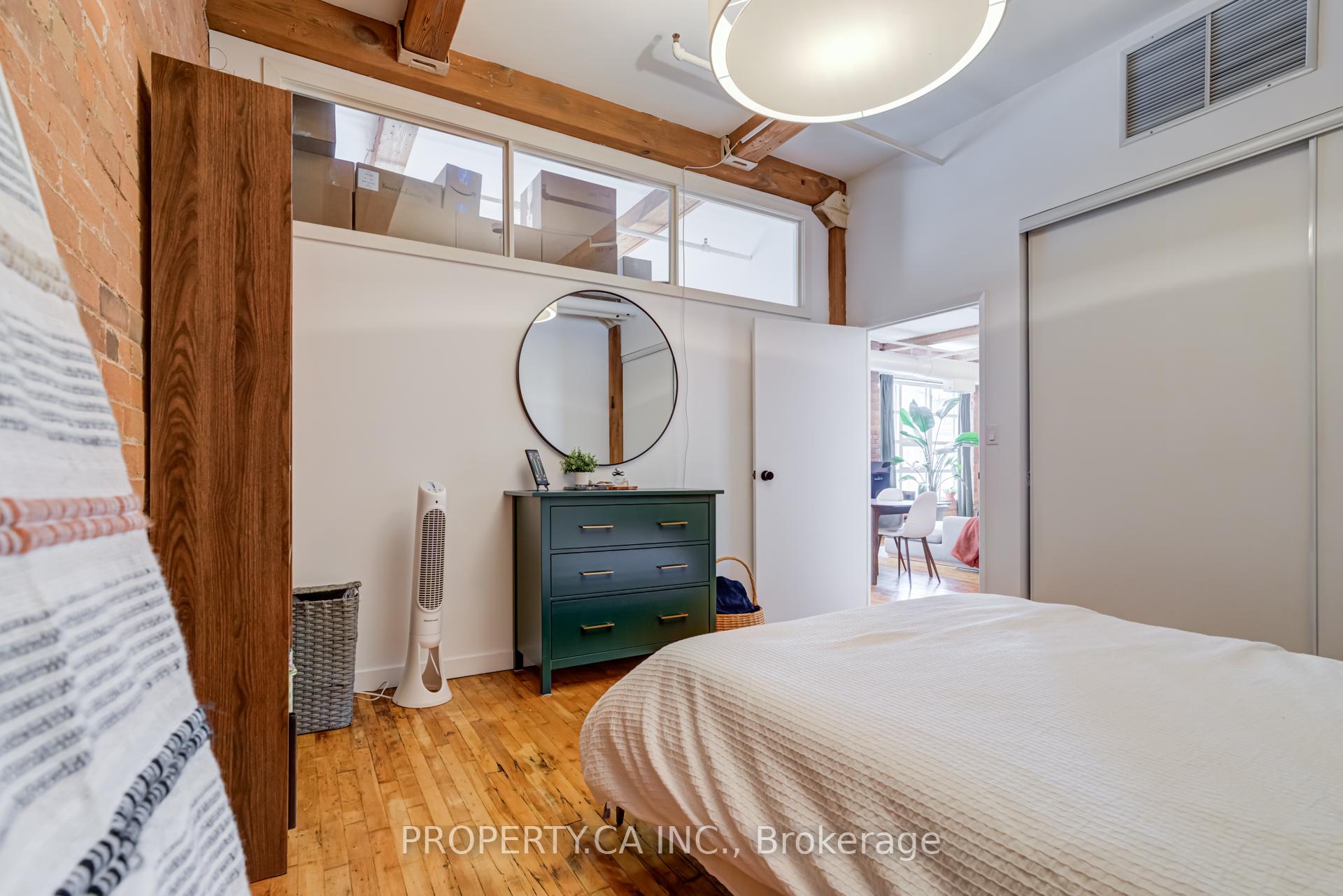 Photo 10 of Unit 401, 90 Sherbourne Street, Toronto, Moss Park — HOMEH