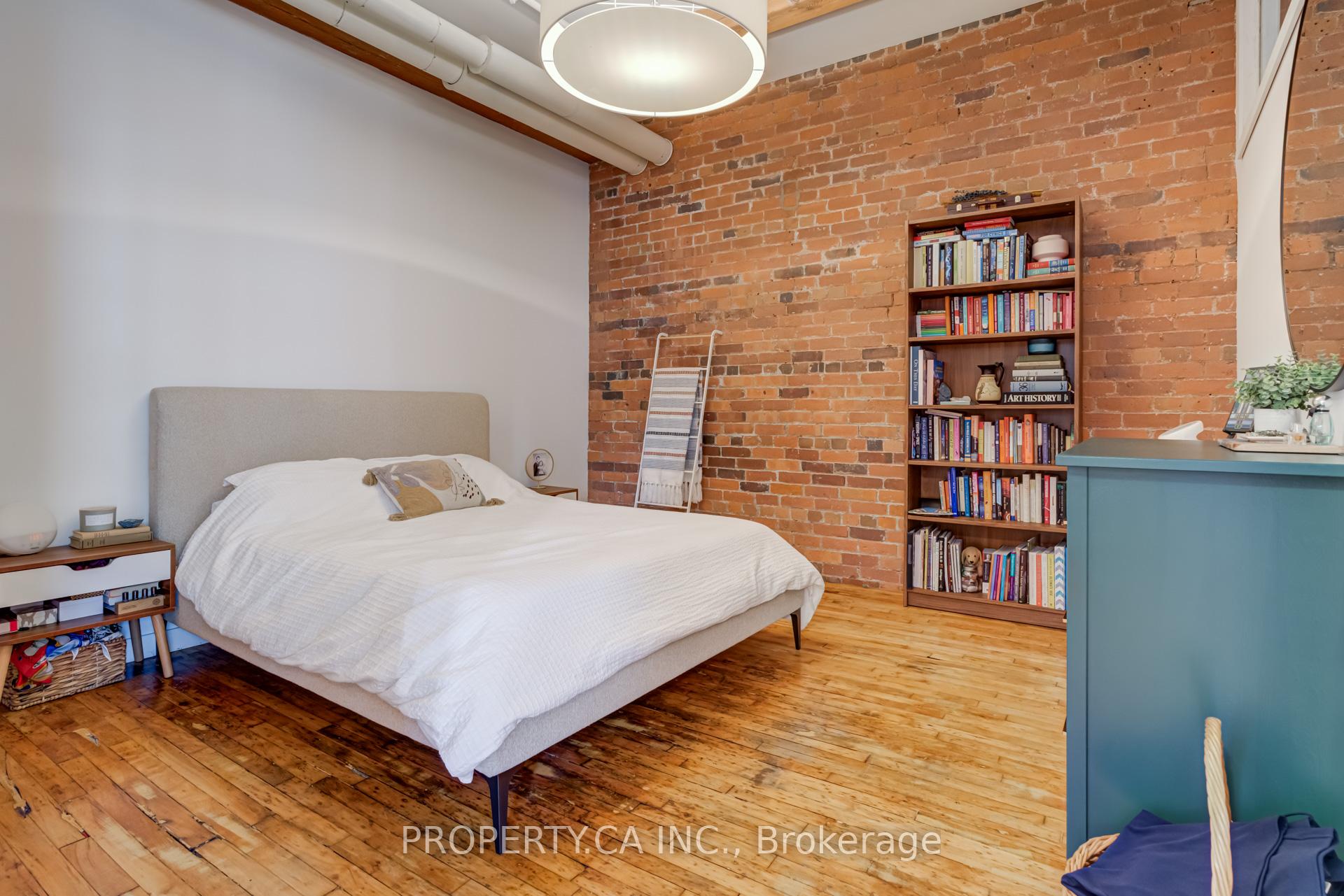 Photo 8 of Unit 401, 90 Sherbourne Street, Toronto, Moss Park — HOMEH
