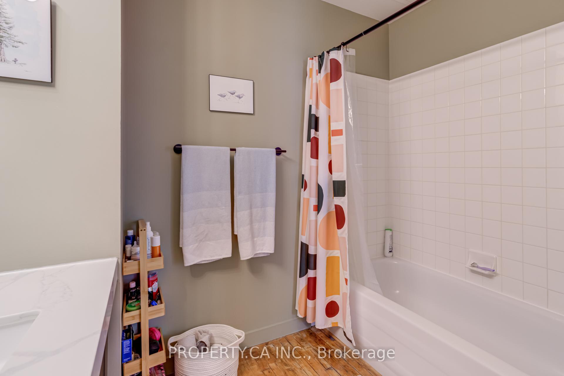 Photo 7 of Unit 401, 90 Sherbourne Street, Toronto, Moss Park — HOMEH