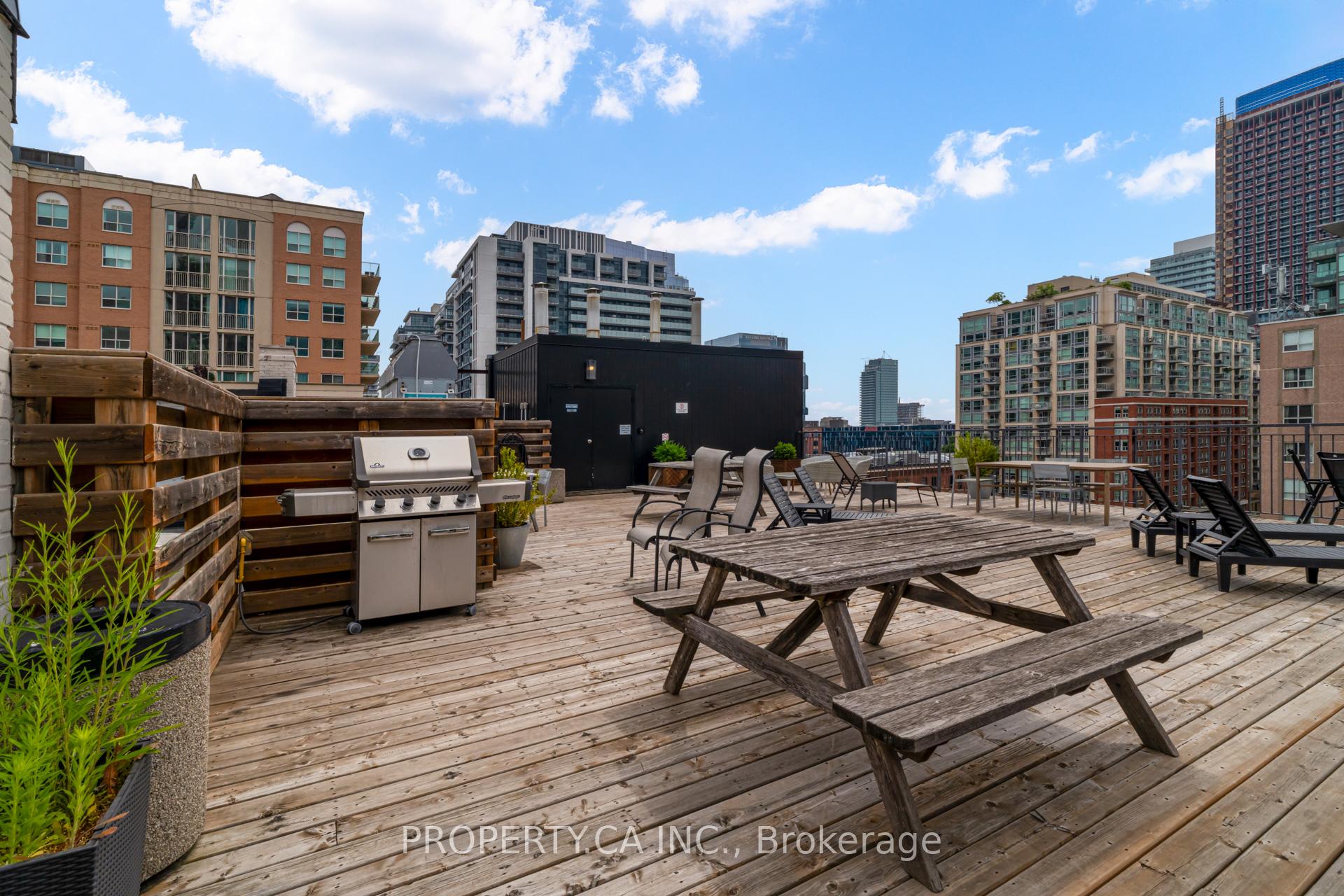 Photo 14 of Unit 401, 90 Sherbourne Street, Toronto, Moss Park — HOMEH