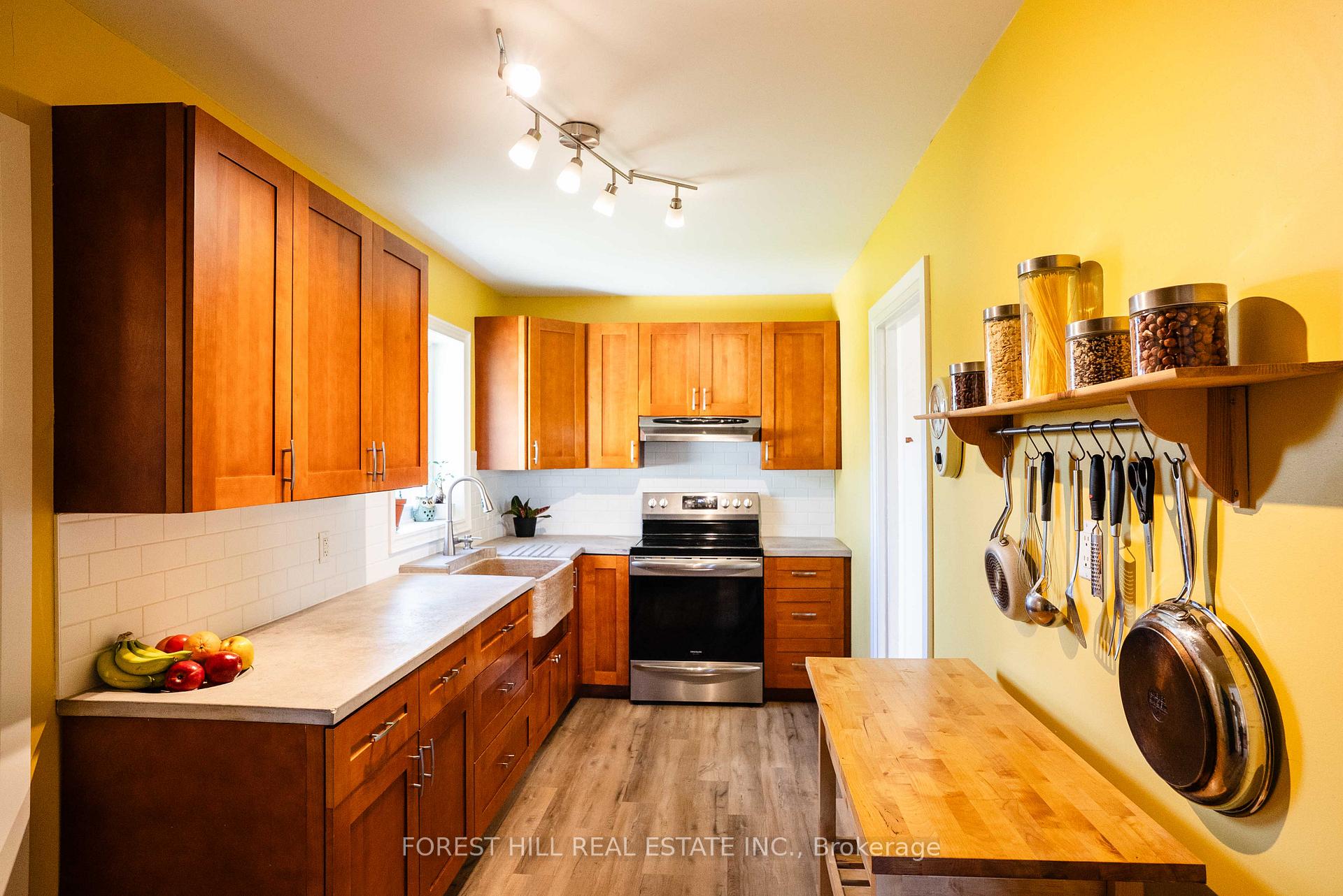 Photo 18 of 590 Bond Road, Prince Edward County, South Marysburg Ward — HOMEH