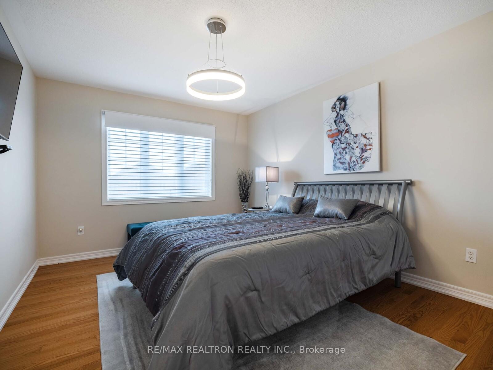 Photo 2 of 54 Daphnia Drive, Vaughan, Patterson — HOMEH