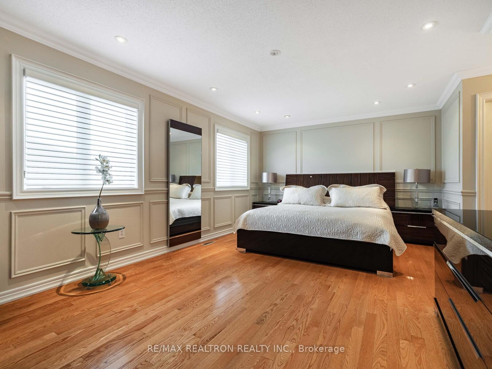 Photo 7 of 54 Daphnia Drive, Vaughan, Patterson — HOMEH