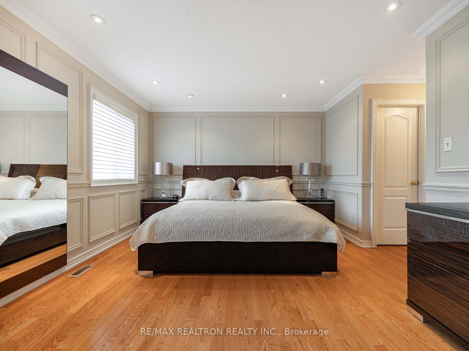 Photo 9 of 54 Daphnia Drive, Vaughan, Patterson — HOMEH