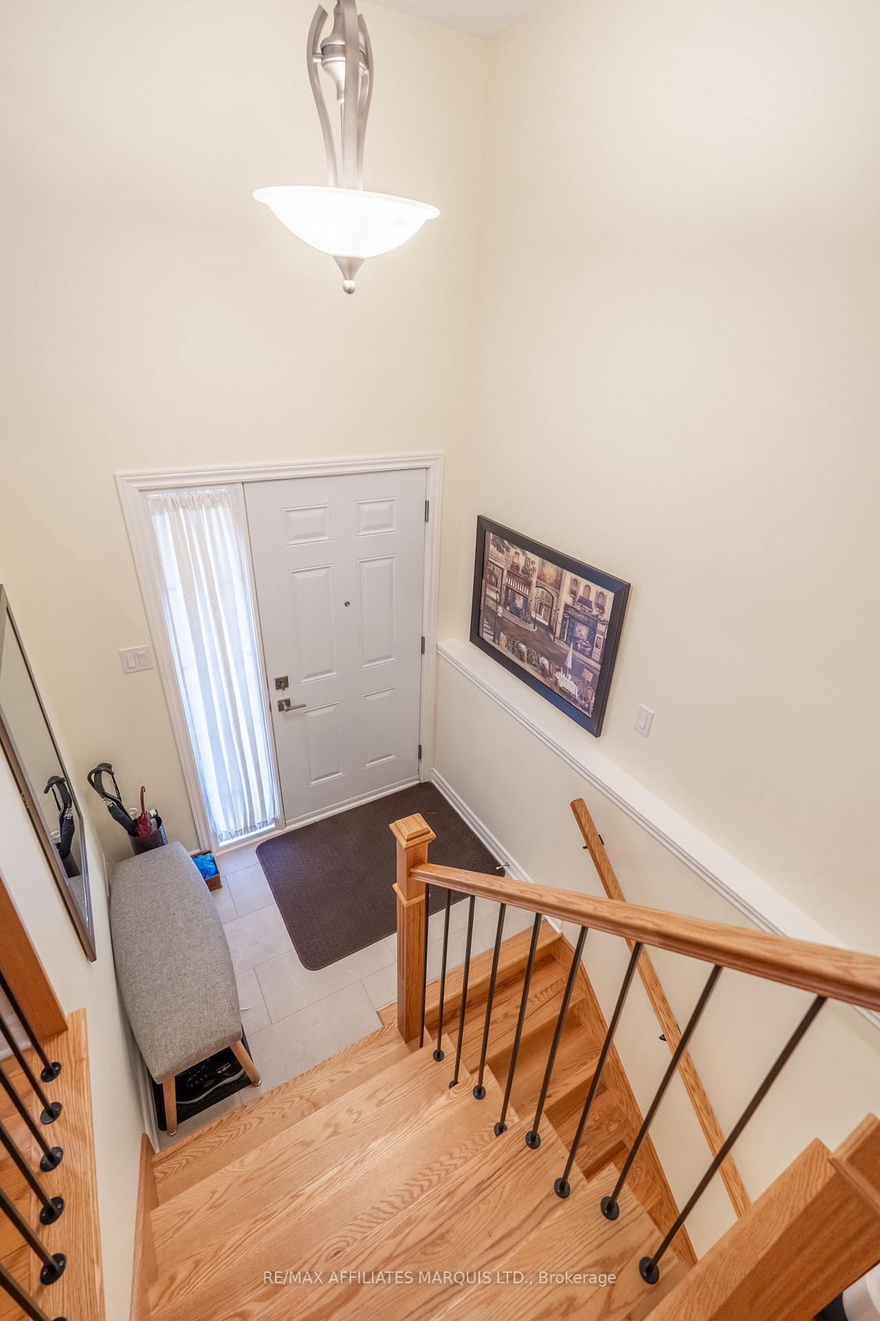 Photo 2 of 2443 Watson Crescent, Cornwall — HOMEH