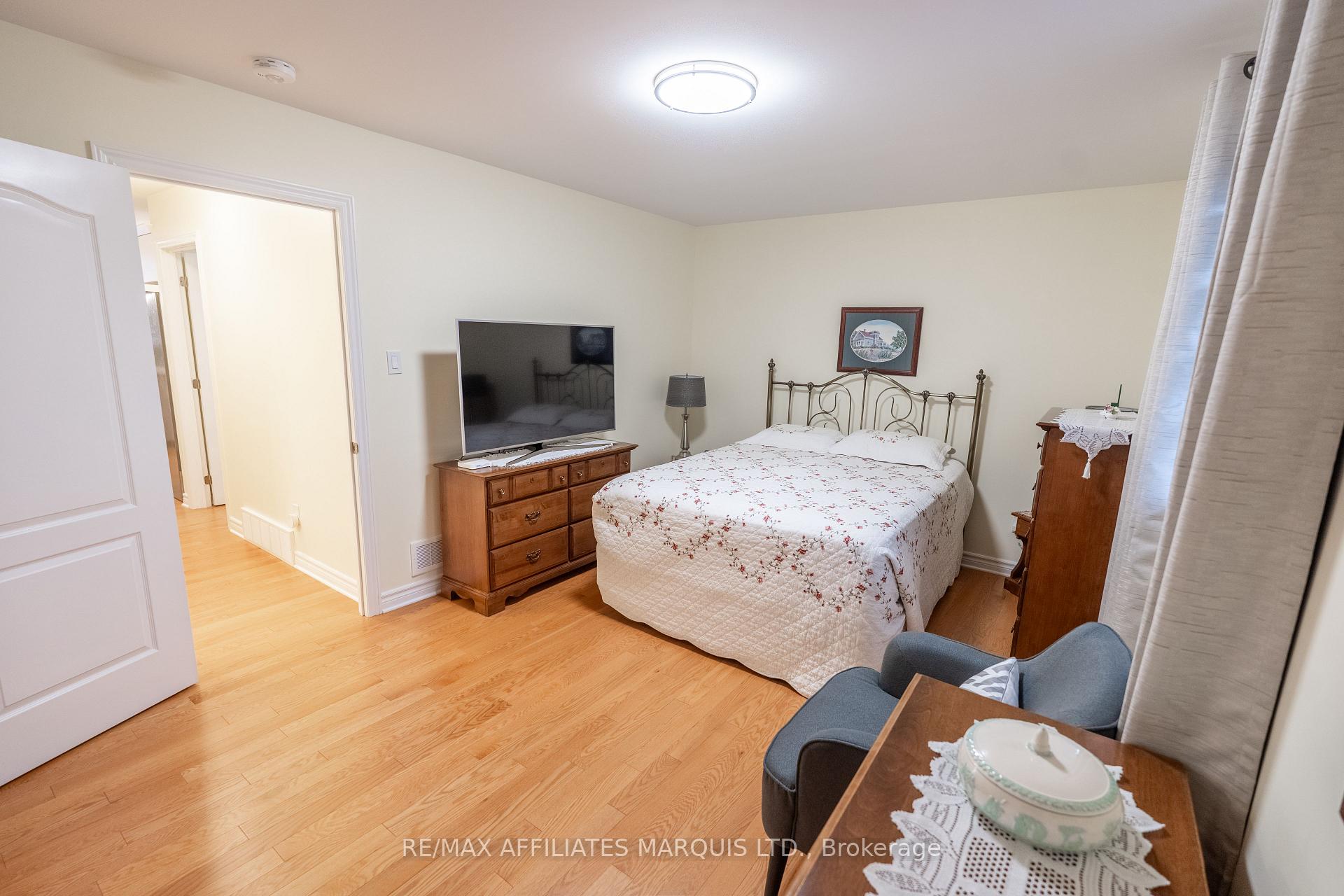 Photo 11 of 2443 Watson Crescent, Cornwall — HOMEH