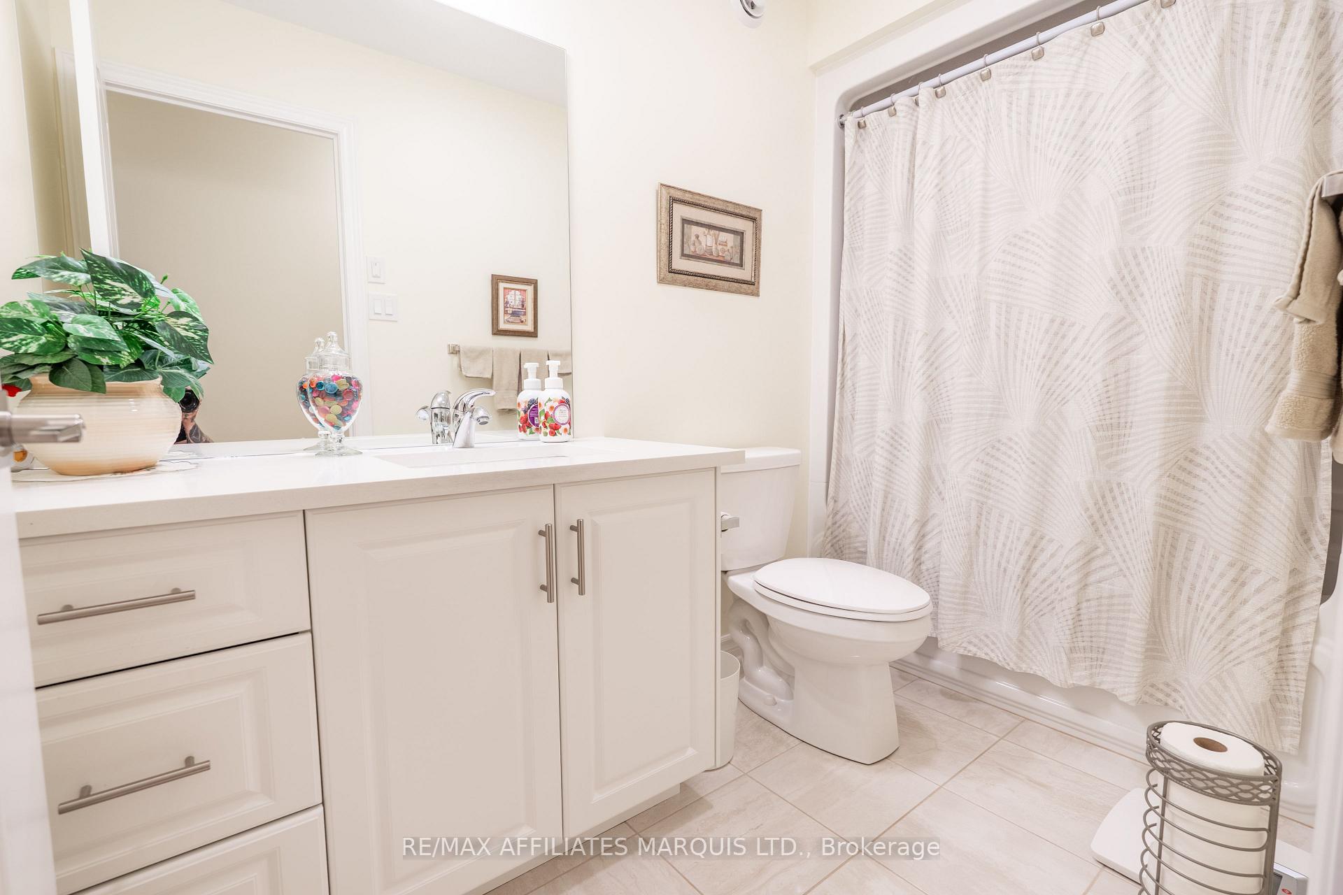 Photo 15 of 2443 Watson Crescent, Cornwall — HOMEH