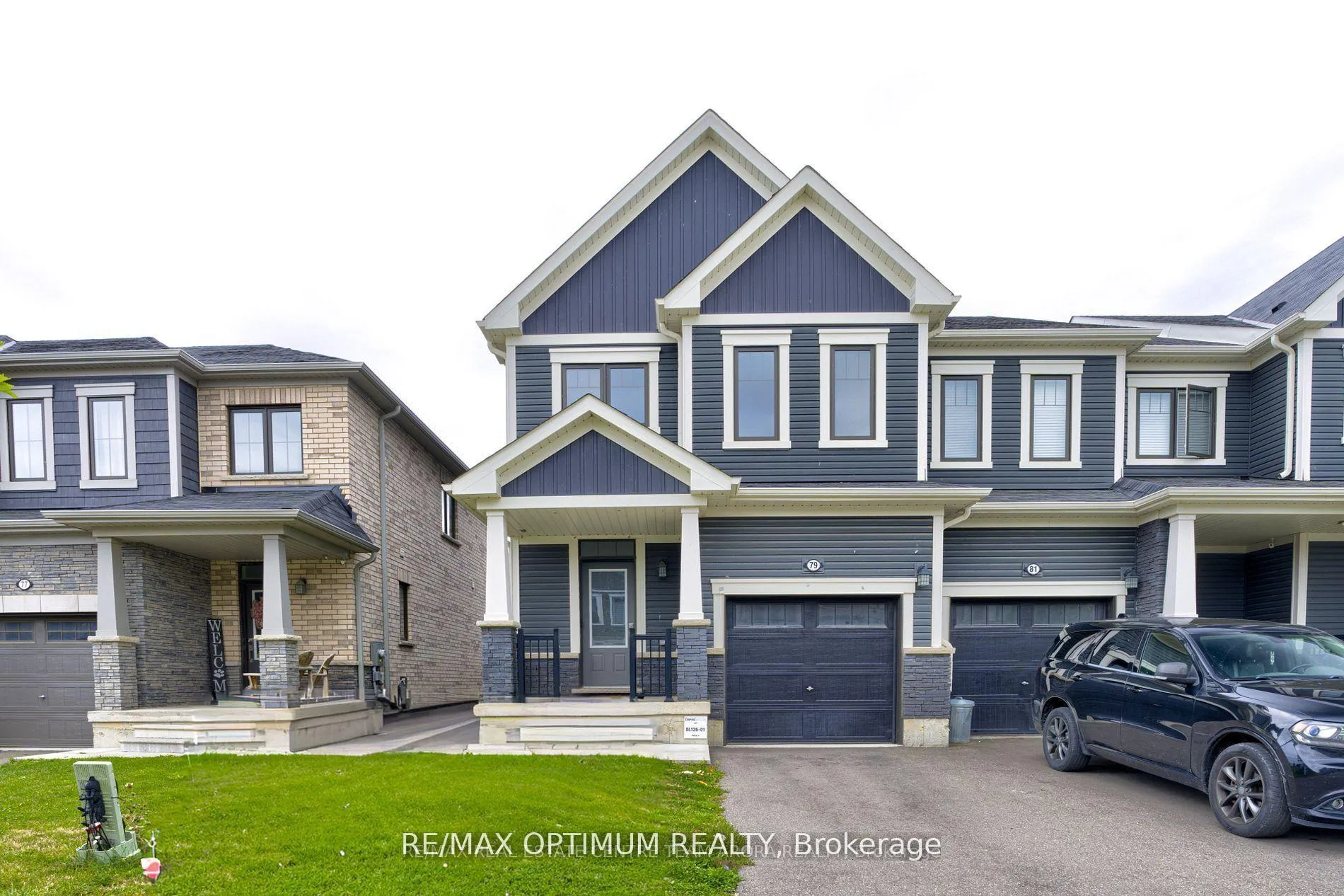 Front of 79 Oaktree Drive