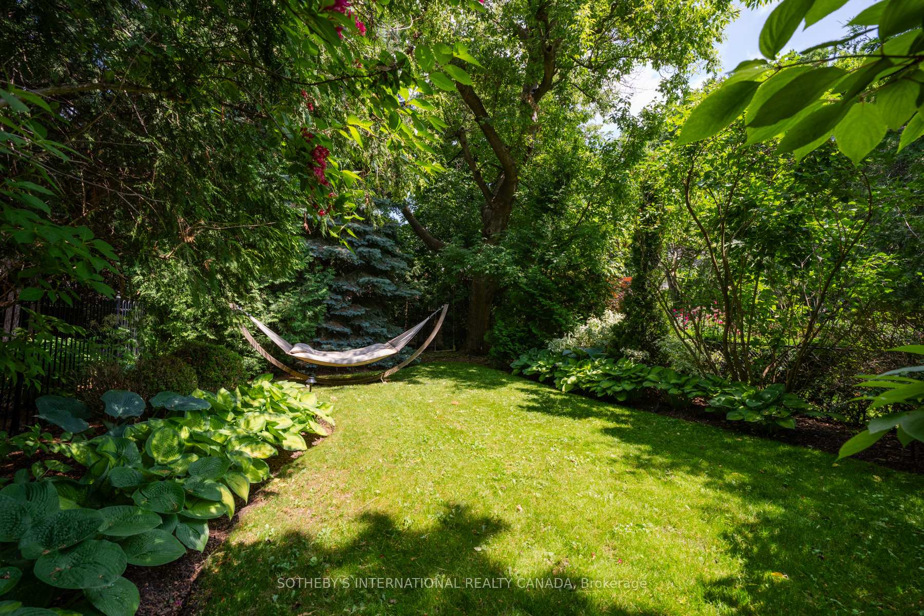 Photo 42 of 112 Sherwood Avenue, Toronto, Mount Pleasant East — HOMEH