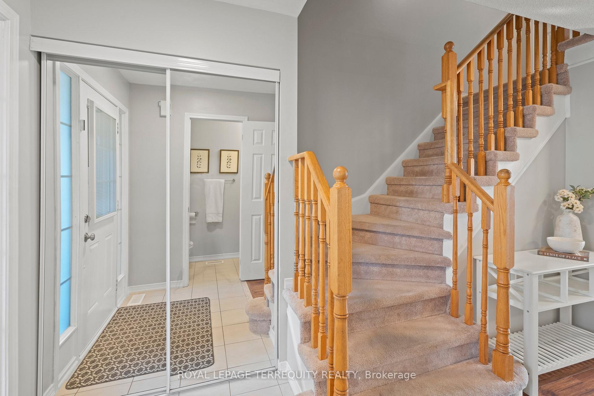 Photo 4 of 164 Swindells Street, Clarington, Bowmanville — HOMEH