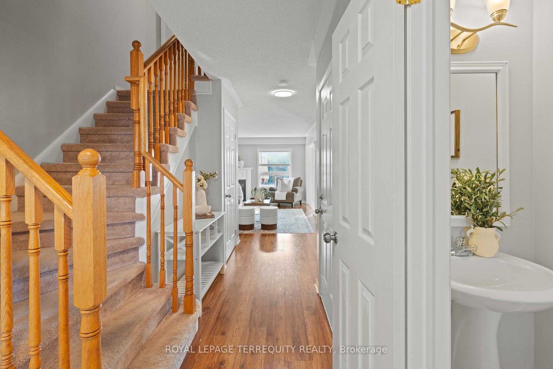 Photo 6 of 164 Swindells Street, Clarington, Bowmanville — HOMEH
