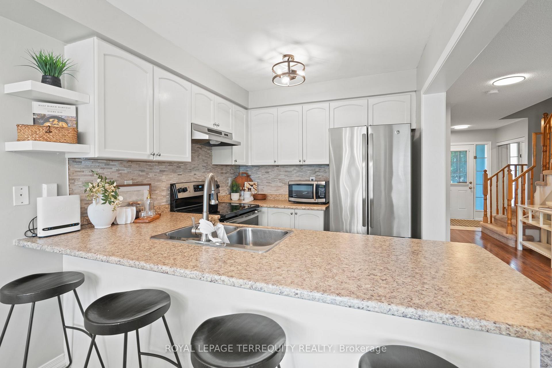 Photo 16 of 164 Swindells Street, Clarington, Bowmanville — HOMEH