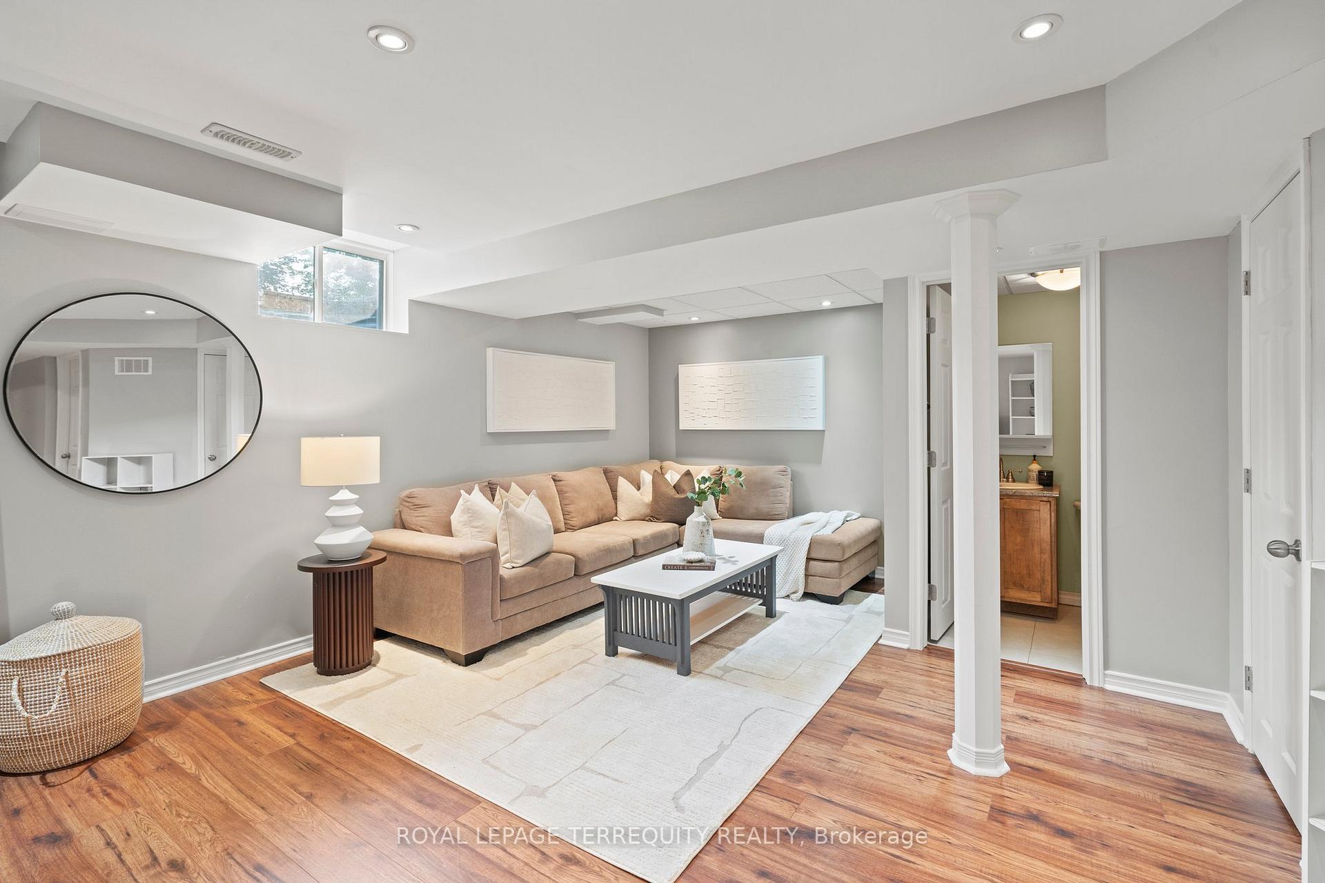 Photo 36 of 164 Swindells Street, Clarington, Bowmanville — HOMEH