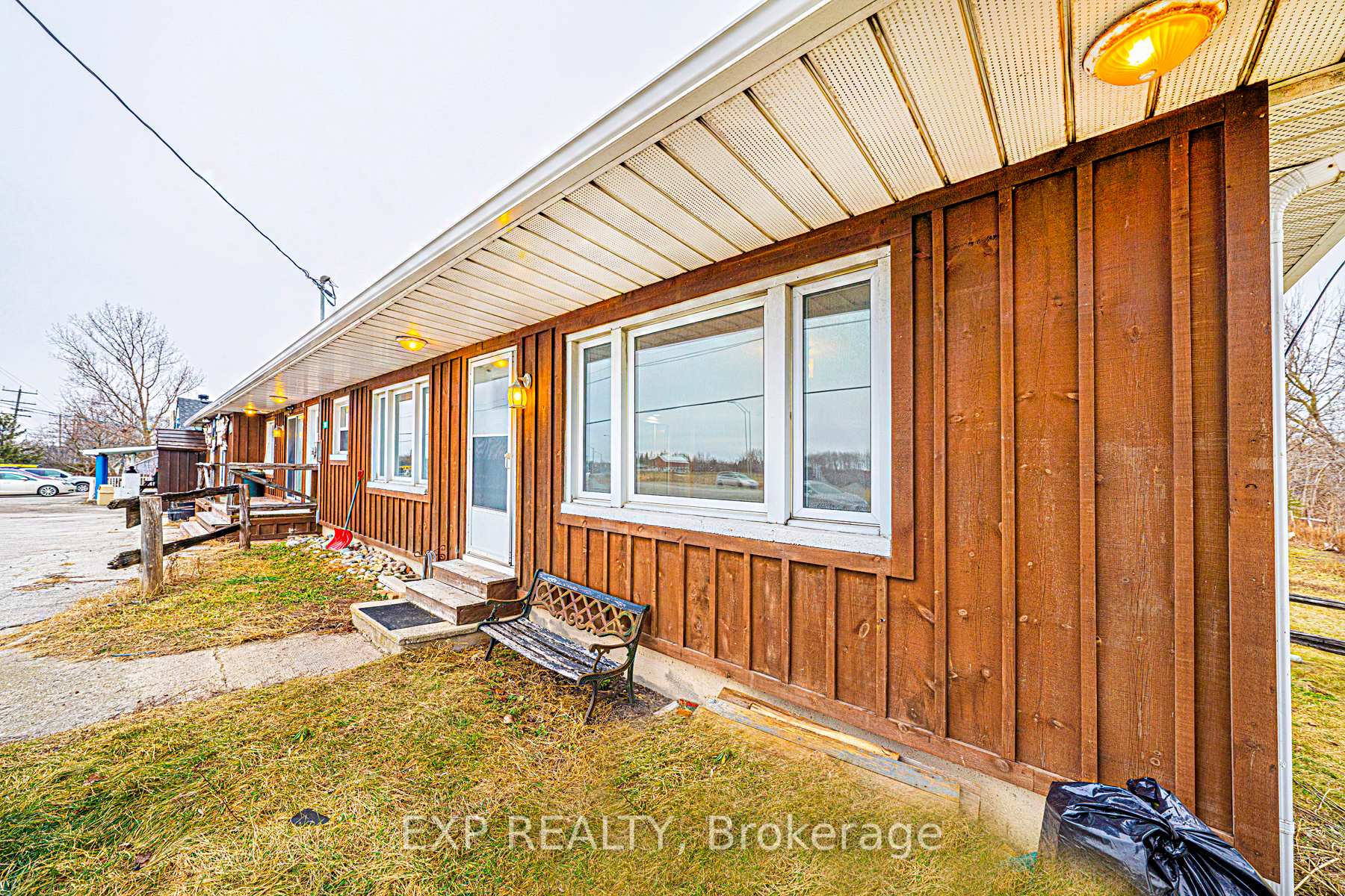 Photo 4 of Unit C, 26102 Highway 48 Road, Georgina, Sutton & Jackson's Point — HOMEH