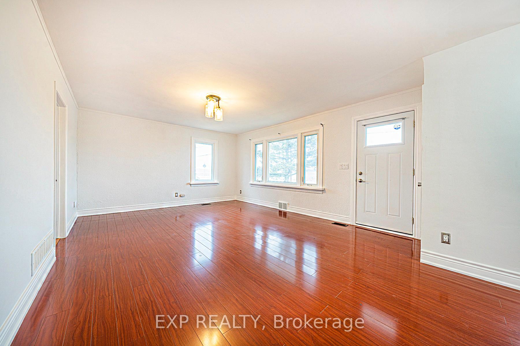 Photo 8 of Unit C, 26102 Highway 48 Road, Georgina, Sutton & Jackson's Point — HOMEH