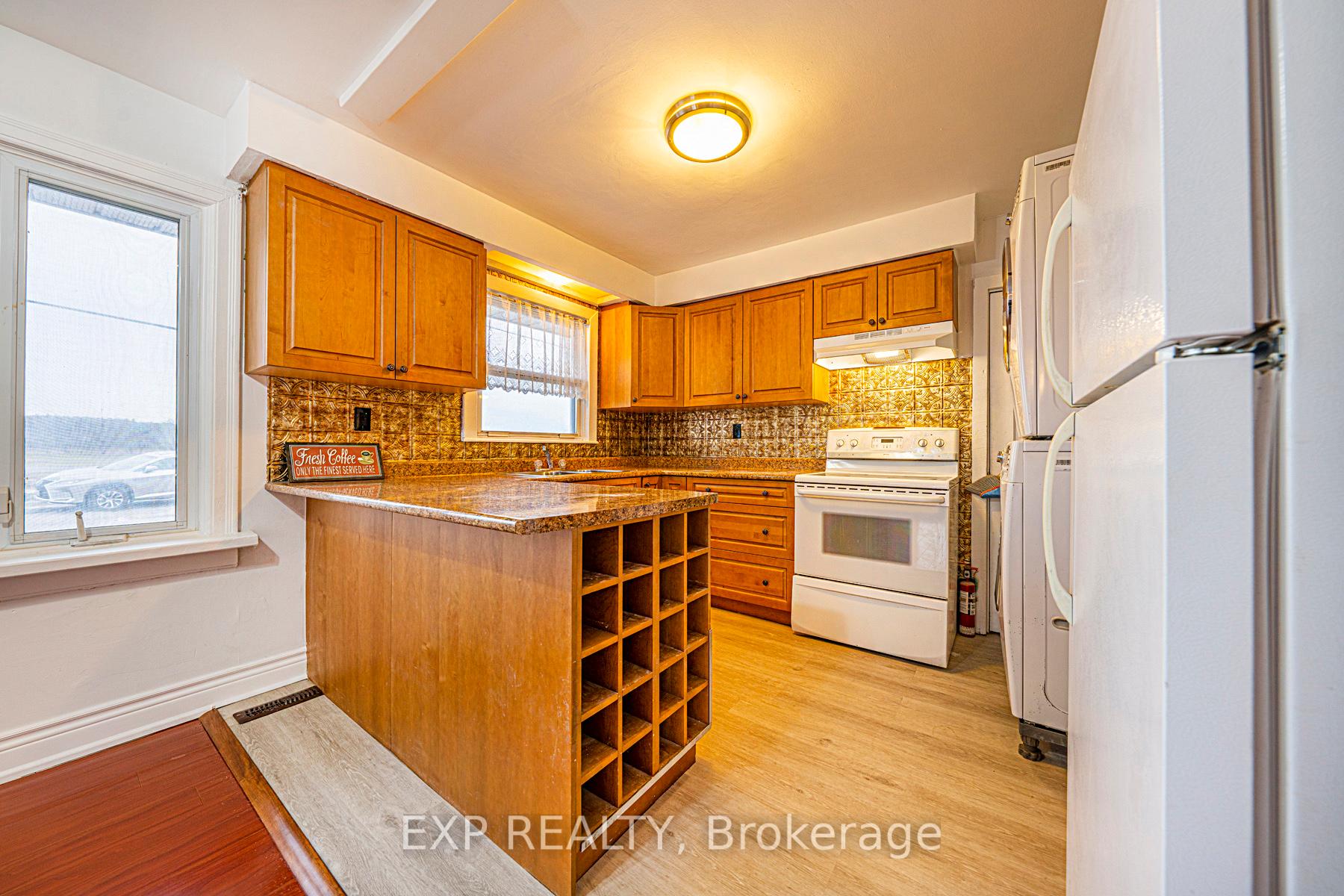 Photo 12 of Unit C, 26102 Highway 48 Road, Georgina, Sutton & Jackson's Point — HOMEH