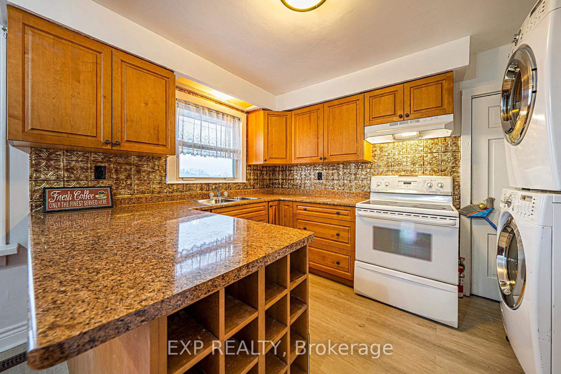 Photo 14 of Unit C, 26102 Highway 48 Road, Georgina, Sutton & Jackson's Point — HOMEH