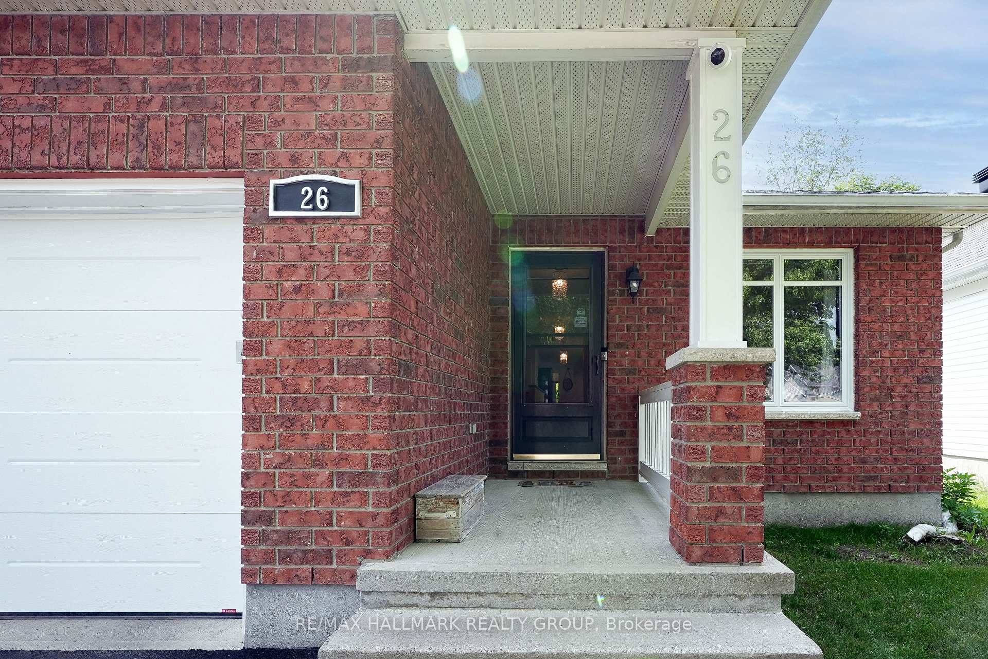 Photo 3 of 26 Fieldcrest Avenue, Ottawa, Barrhaven - Longfields — HOMEH