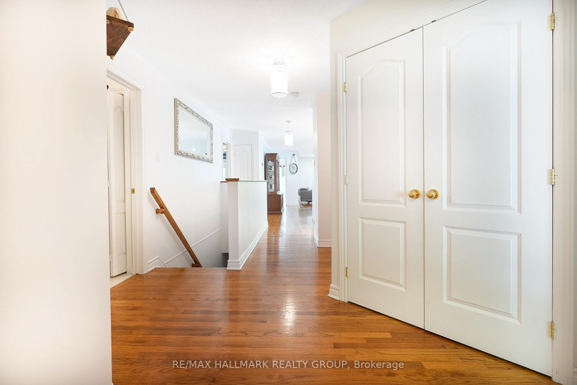 Photo 4 of 26 Fieldcrest Avenue, Ottawa, Barrhaven - Longfields — HOMEH