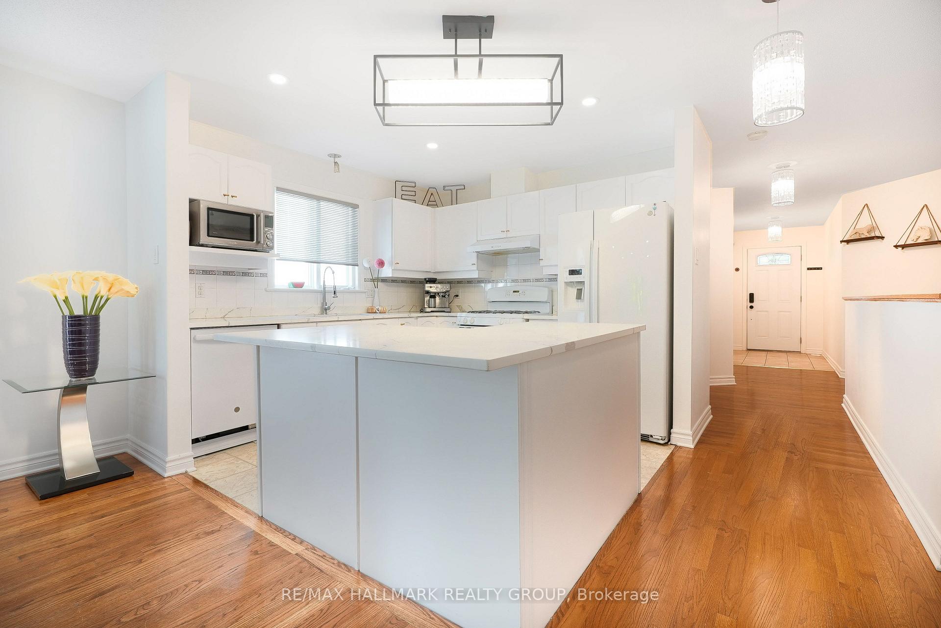 Photo 6 of 26 Fieldcrest Avenue, Ottawa, Barrhaven - Longfields — HOMEH