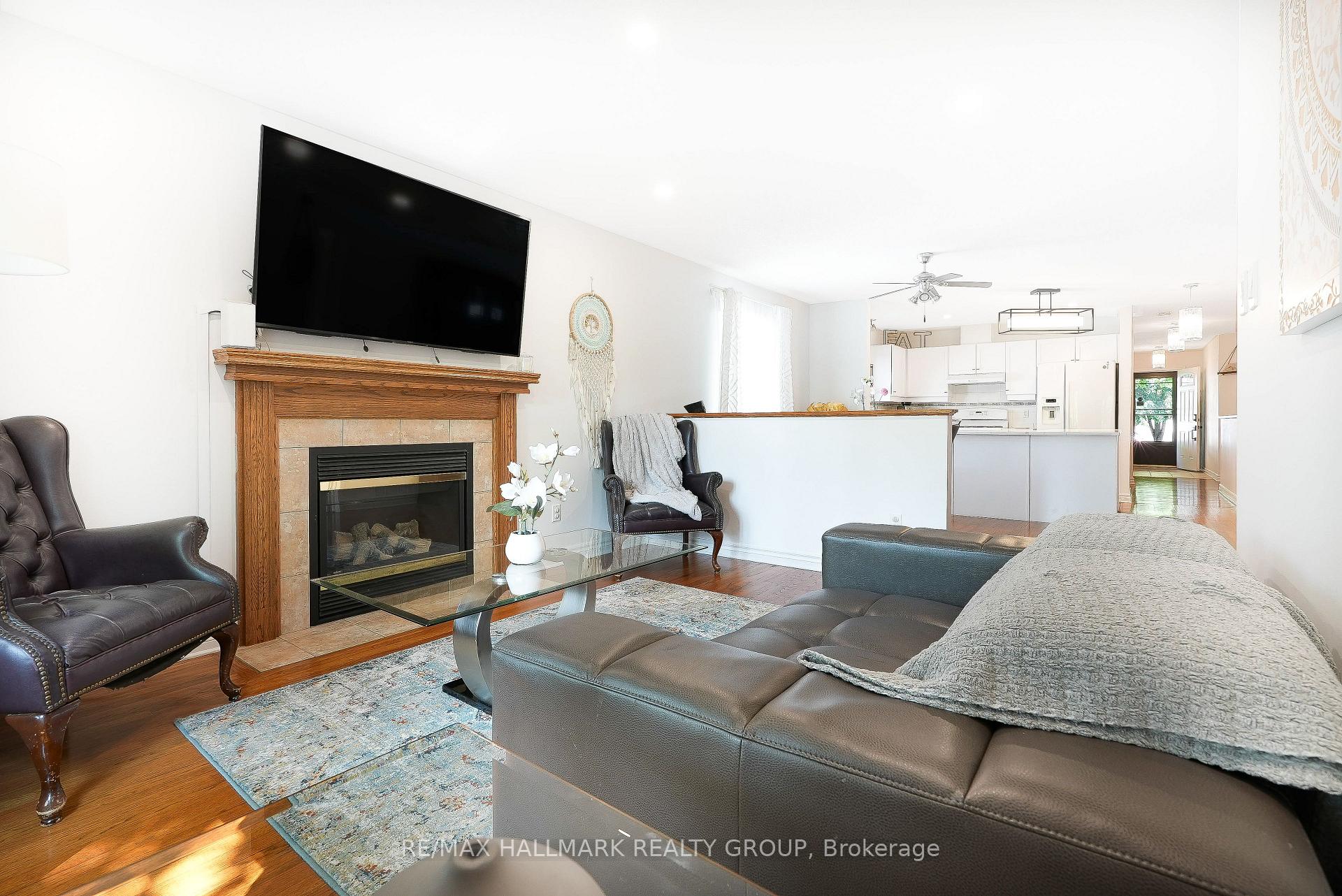 Photo 10 of 26 Fieldcrest Avenue, Ottawa, Barrhaven - Longfields — HOMEH