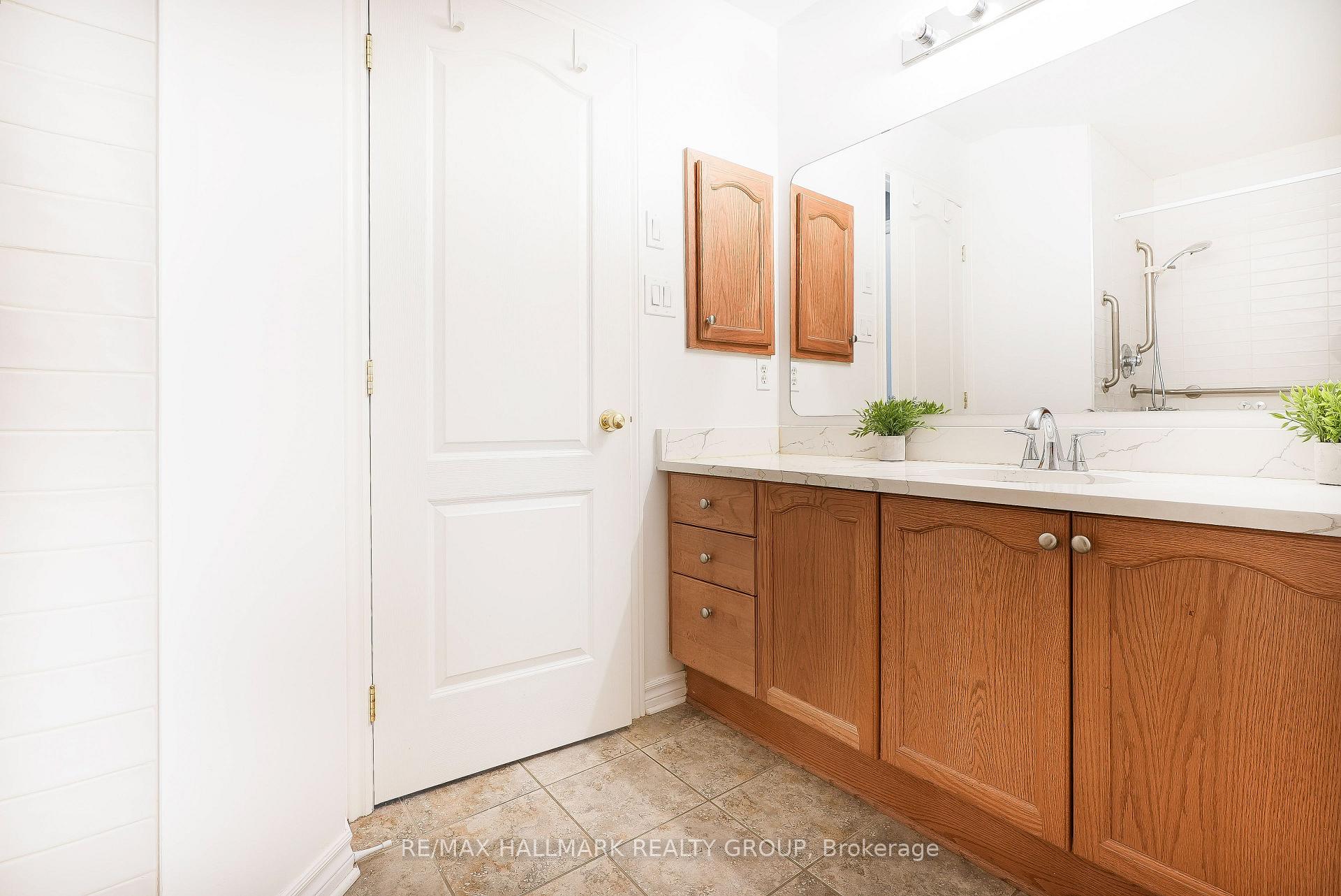 Photo 20 of 26 Fieldcrest Avenue, Ottawa, Barrhaven - Longfields — HOMEH