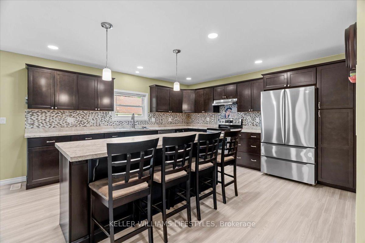 Photo 18 of 583 St.clair Street, Warwick, Watford — HOMEH