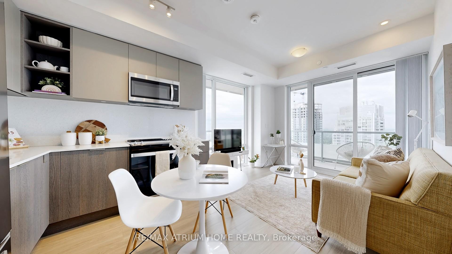 Photo 6 of Unit 3413, 50 Dunfield Avenue, Toronto, Mount Pleasant West — HOMEH
