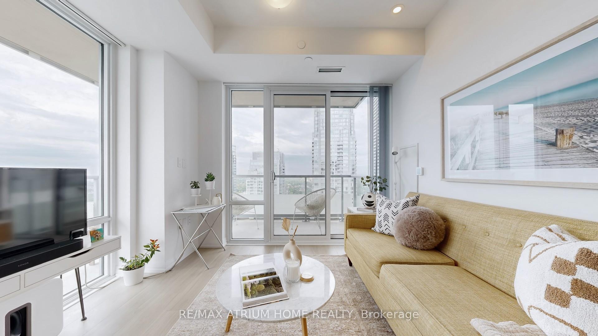 Photo 3 of Unit 3413, 50 Dunfield Avenue, Toronto, Mount Pleasant West — HOMEH
