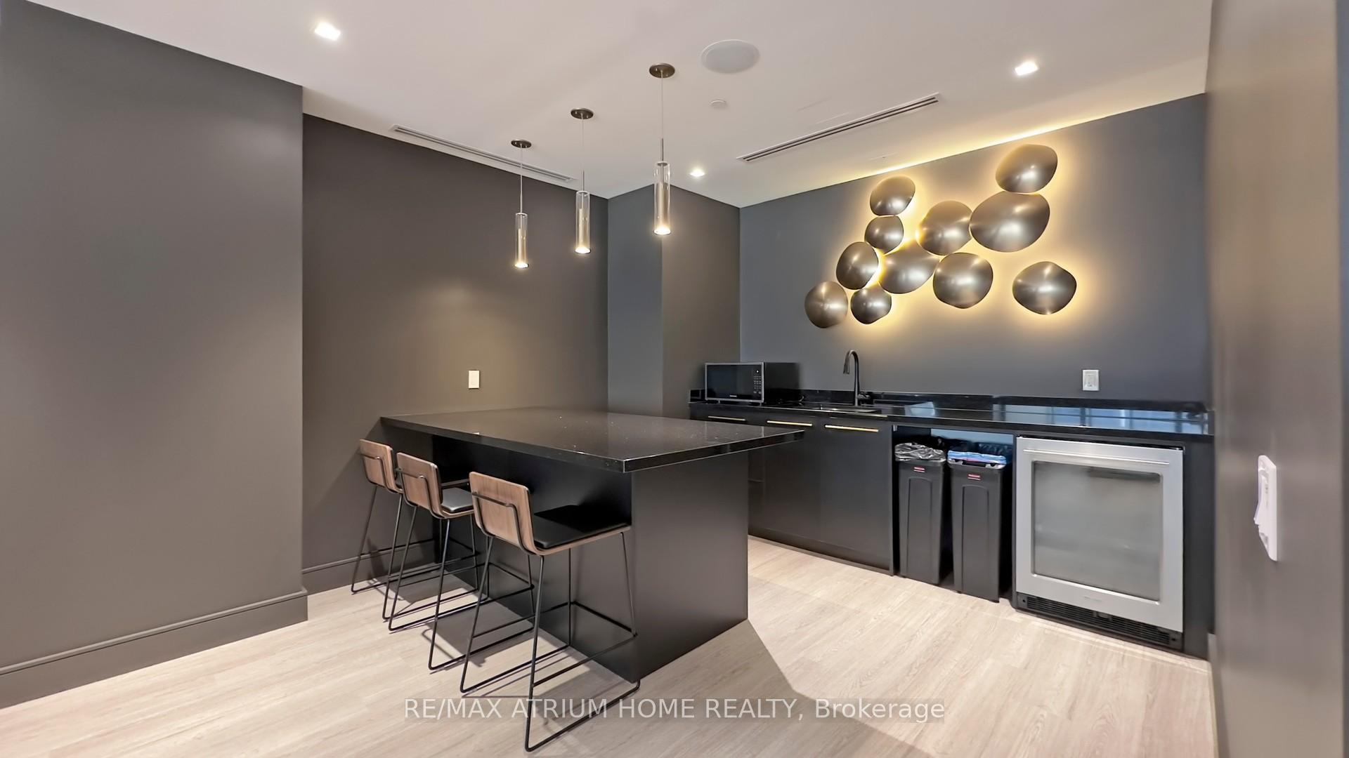 Photo 13 of Unit 3413, 50 Dunfield Avenue, Toronto, Mount Pleasant West — HOMEH