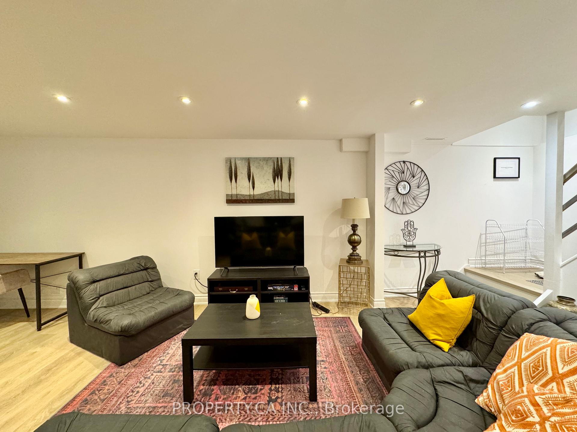 Photo 14 of Unit Lower, 222 Romfield Circuit, Markham, Royal Orchard — HOMEH