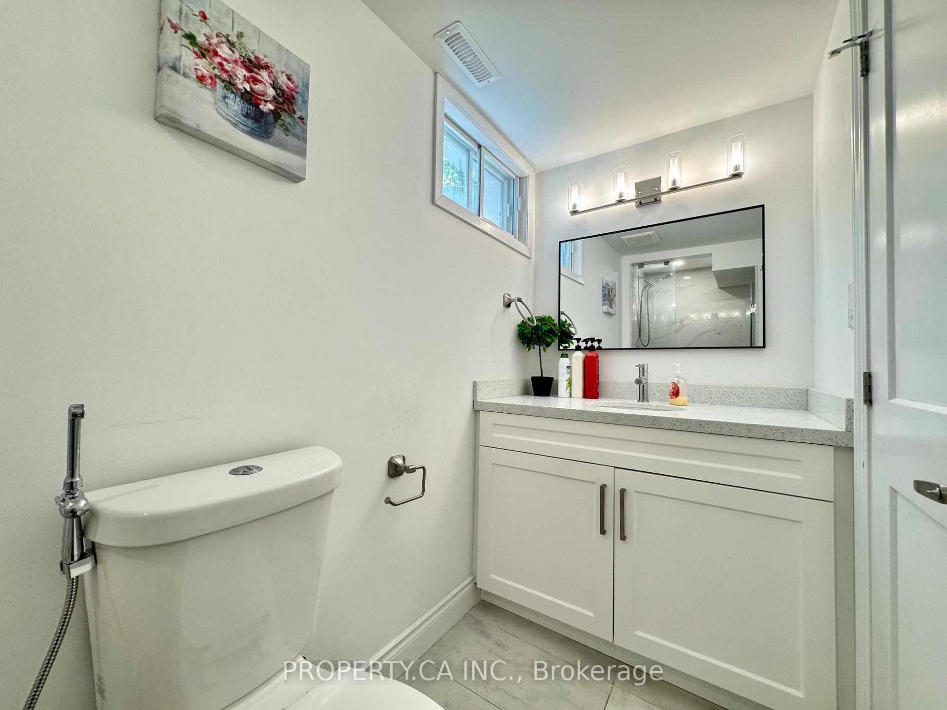 Photo 16 of Unit Lower, 222 Romfield Circuit, Markham, Royal Orchard — HOMEH