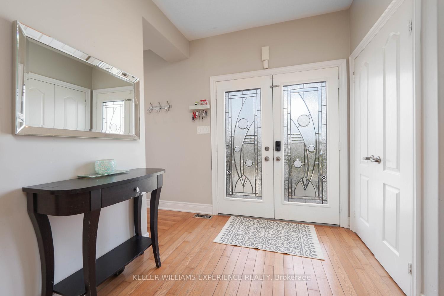 Photo 7 of 27 Willow fern Drive, Barrie, Ardagh — HOMEH