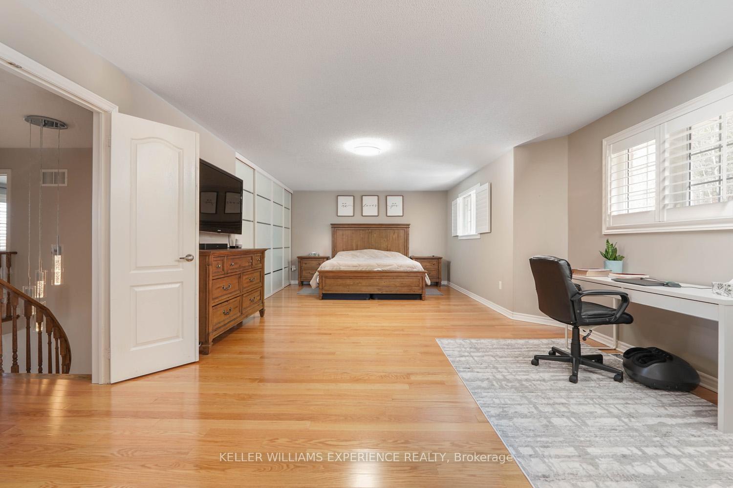 Photo 18 of 27 Willow fern Drive, Barrie, Ardagh — HOMEH