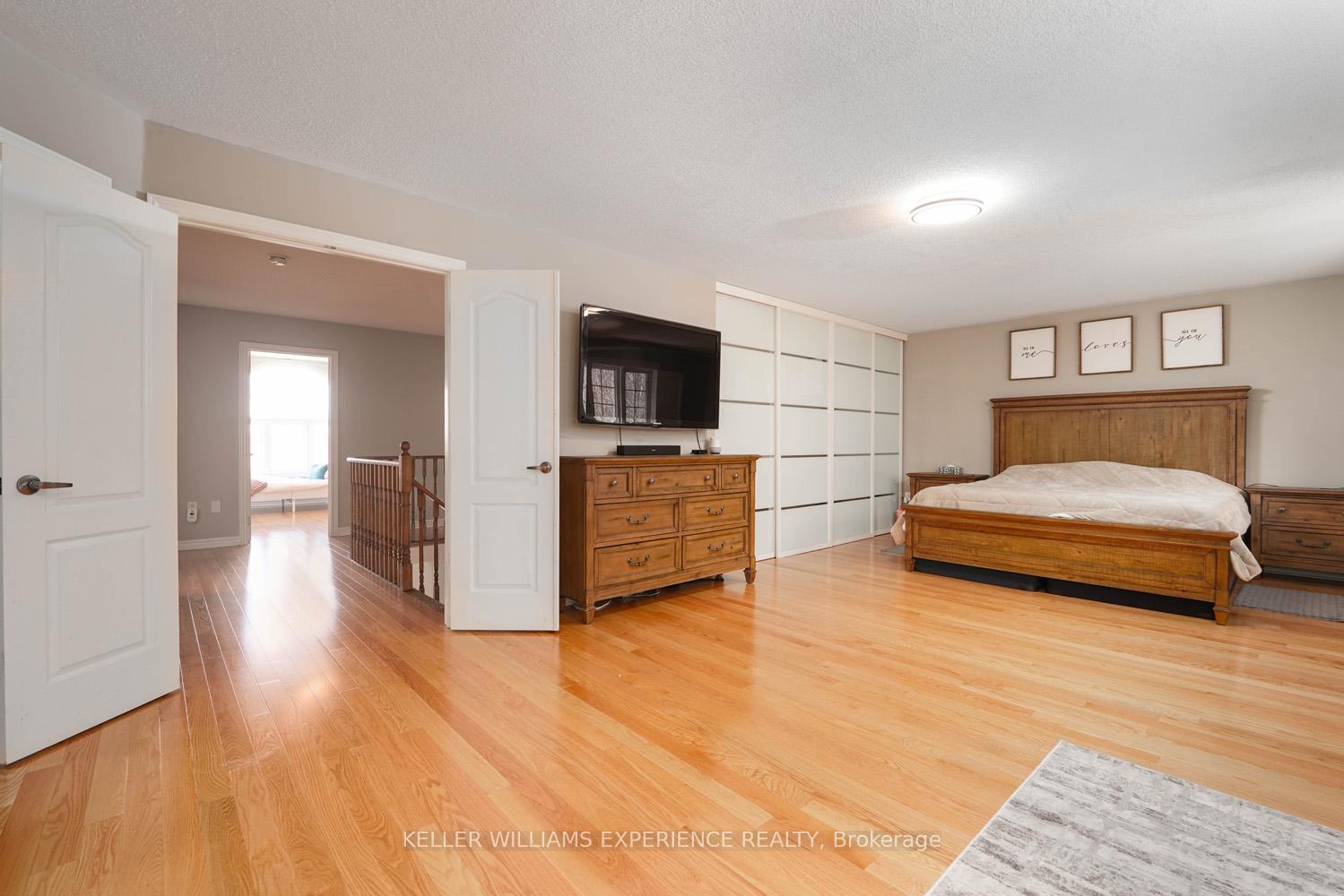 Photo 23 of 27 Willow fern Drive, Barrie, Ardagh — HOMEH