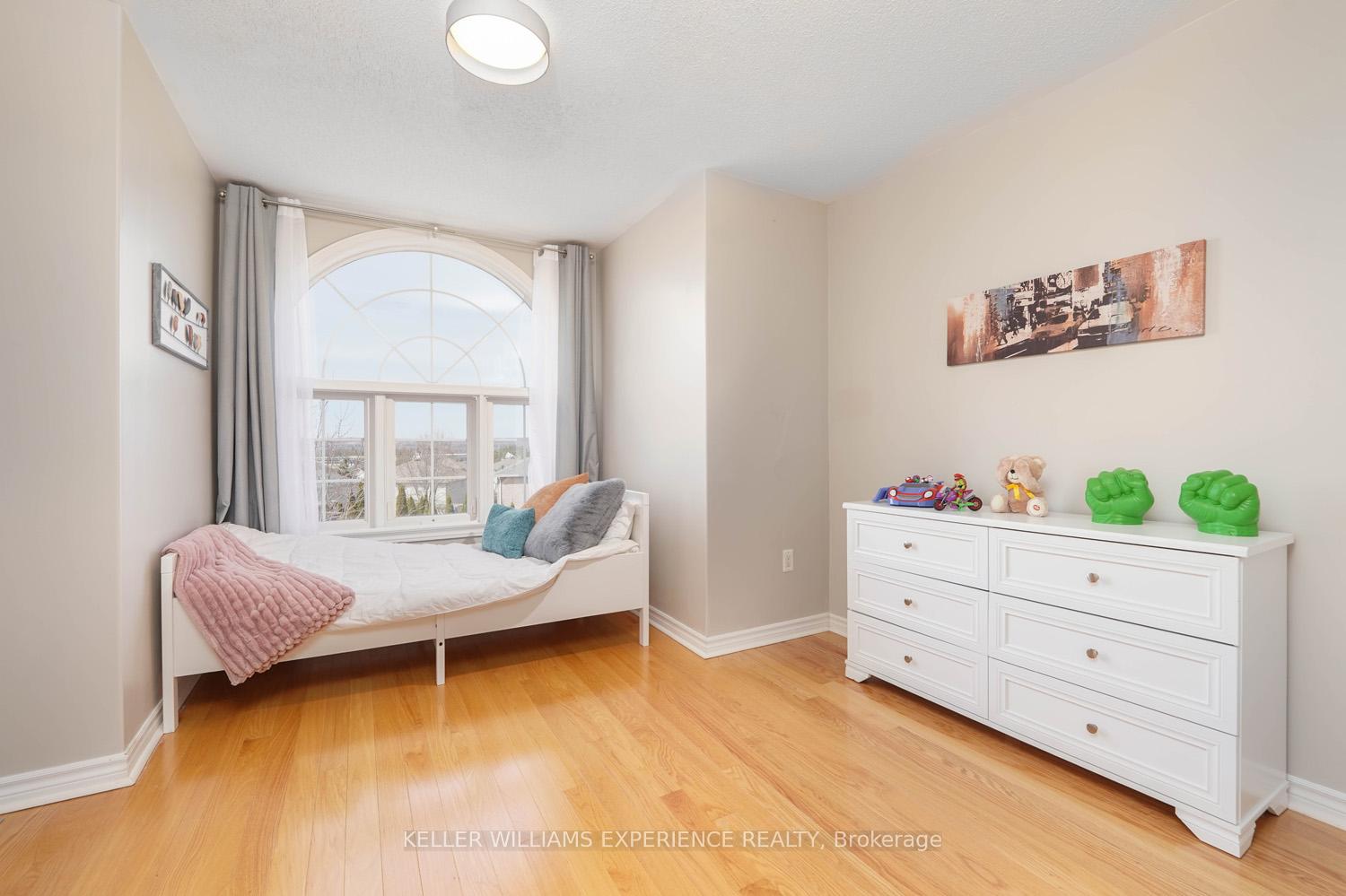 Photo 34 of 27 Willow fern Drive, Barrie, Ardagh — HOMEH