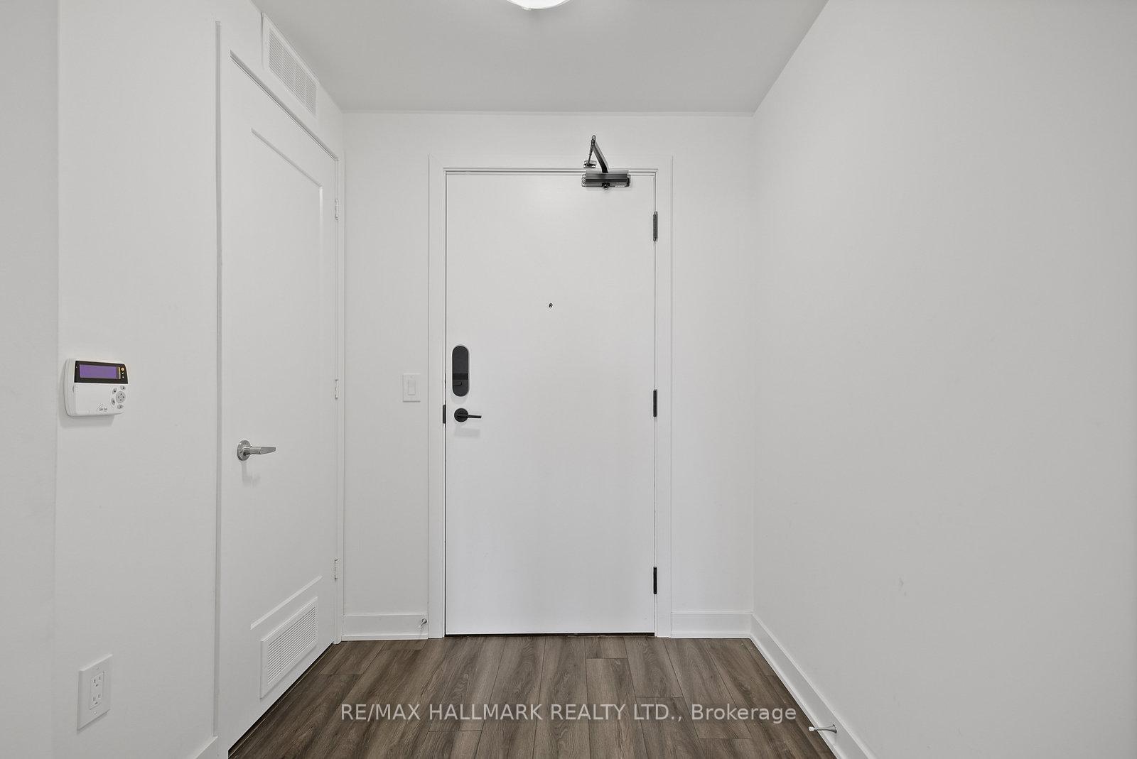Photo 4 of Unit 306 E, 70 Princess Street E, Toronto, Waterfront Communities — HOMEH
