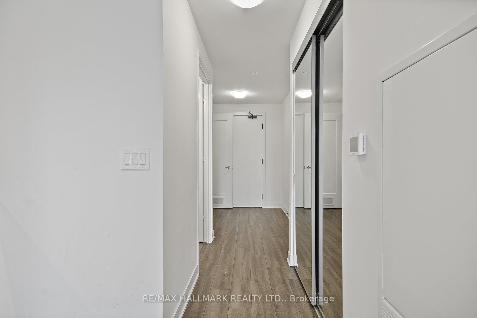 Photo 3 of Unit 306 E, 70 Princess Street E, Toronto, Waterfront Communities — HOMEH