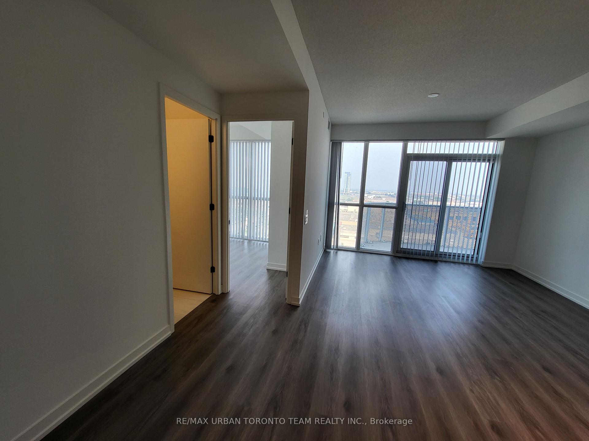 Photo 7 of Unit 1605, 28 Interchange Way, Vaughan, Vaughan Corporate Centre — HOMEH