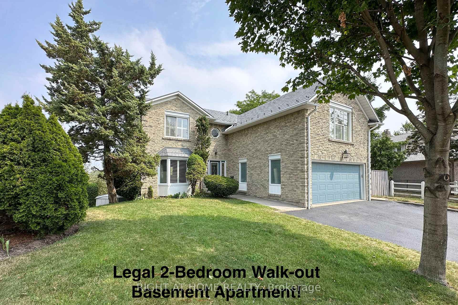 Photo 1 of 102 Hialeah Crescent, Whitby, Blue Grass Meadows — HOMEH