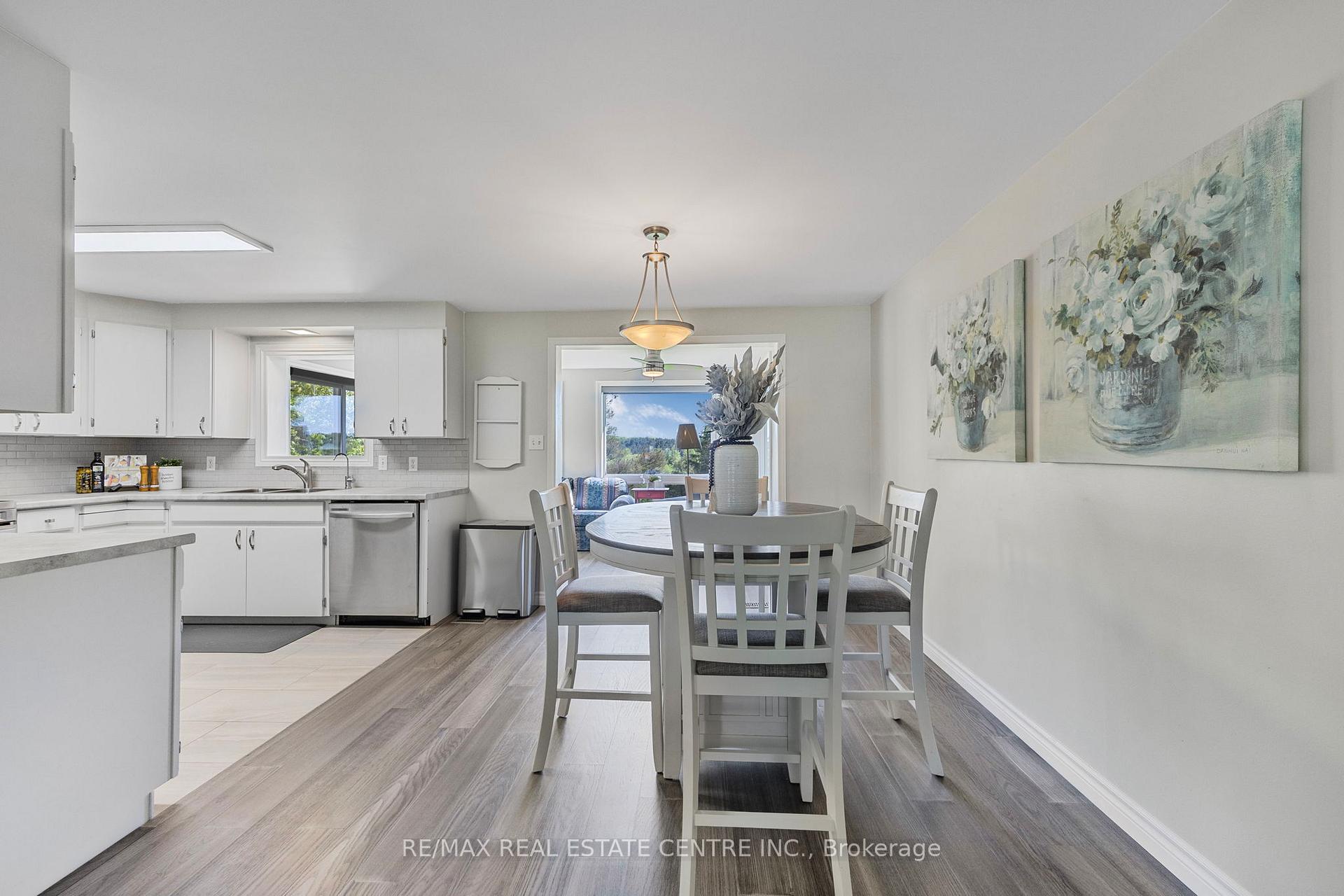 Photo 9 of 107 Tecumseth Pines Drive, New Tecumseth, Rural New Tecumseth — HOMEH