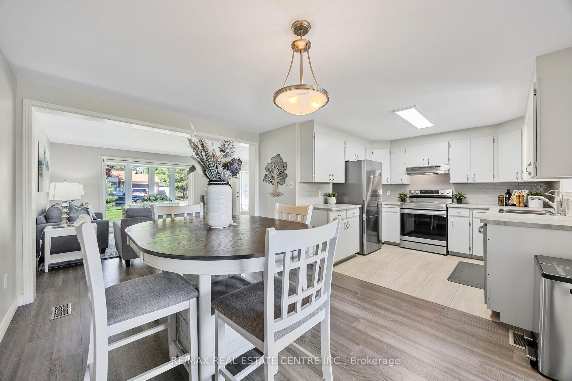Photo 23 of 107 Tecumseth Pines Drive, New Tecumseth, Rural New Tecumseth — HOMEH