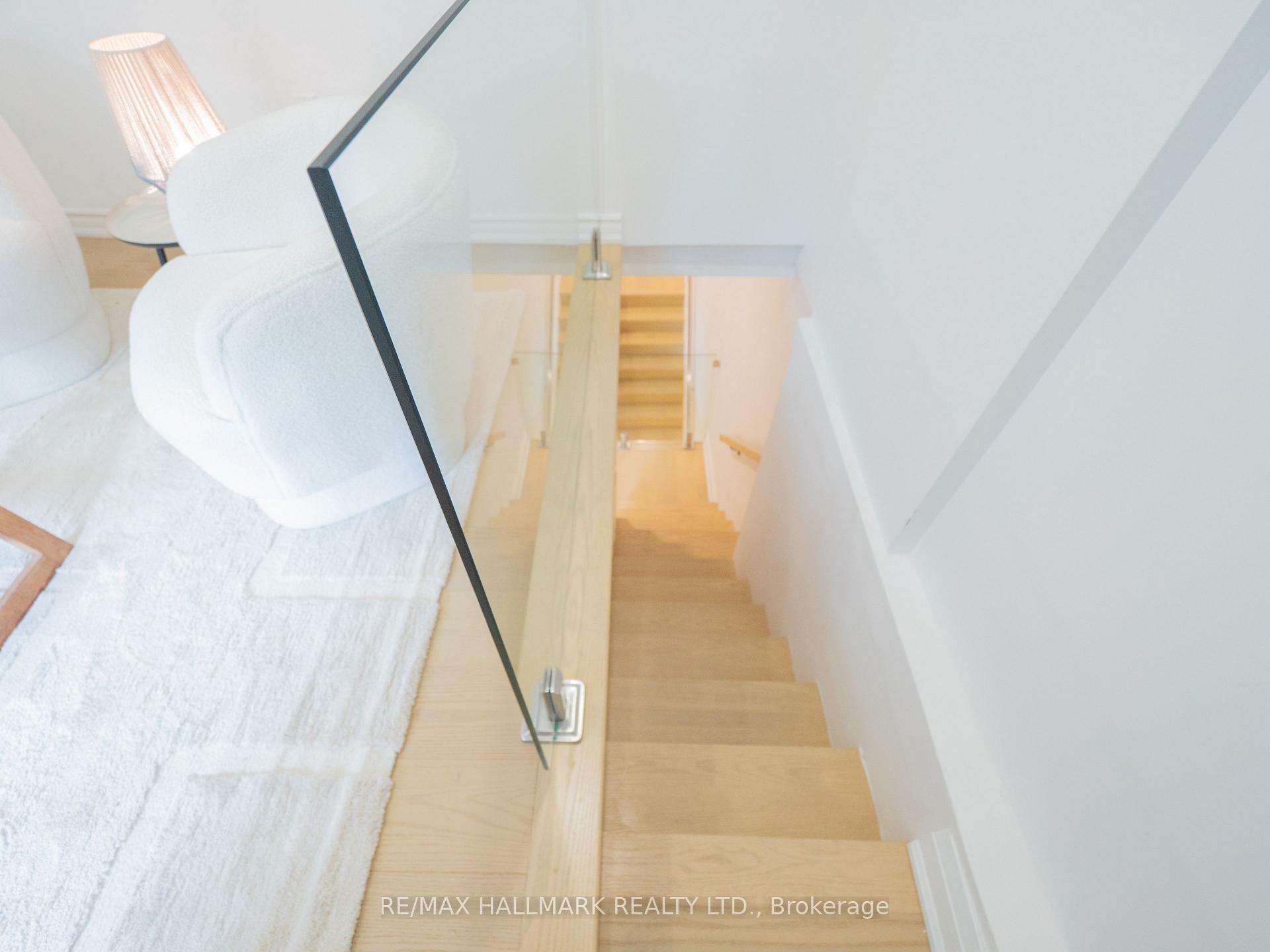 Photo 27 of 18 Millbrook Crescent, Toronto, North Riverdale — HOMEH