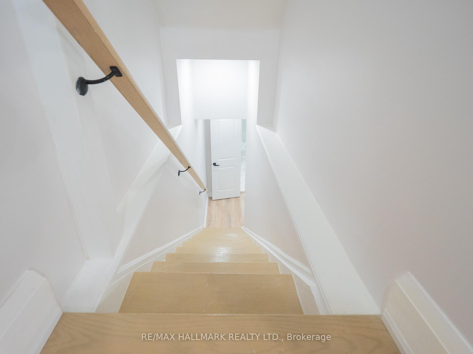 Photo 19 of 18 Millbrook Crescent, Toronto, North Riverdale — HOMEH