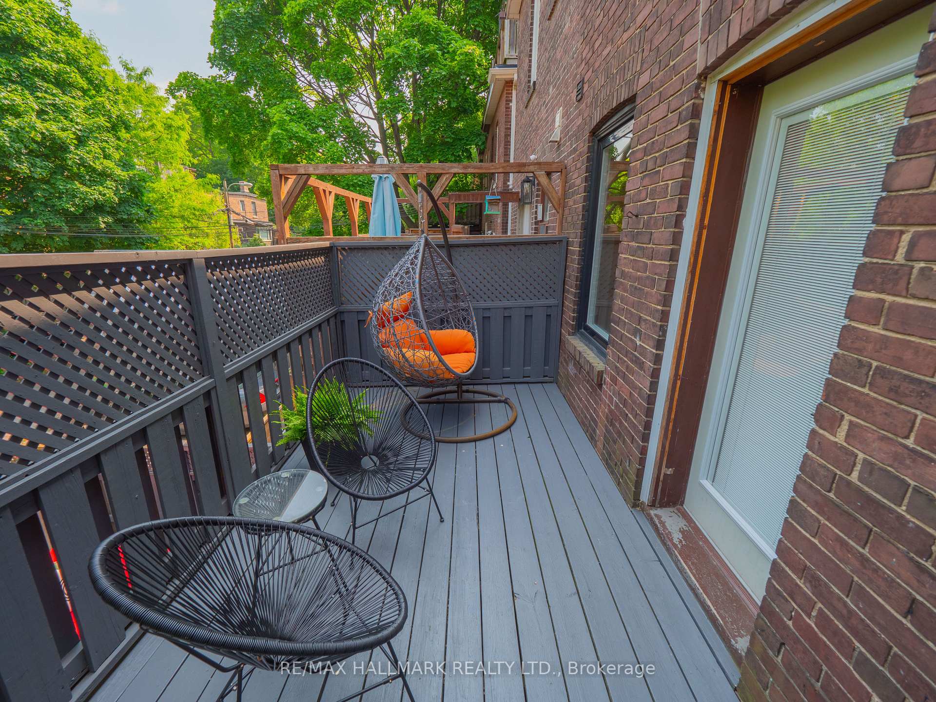 Photo 41 of 18 Millbrook Crescent, Toronto, North Riverdale — HOMEH