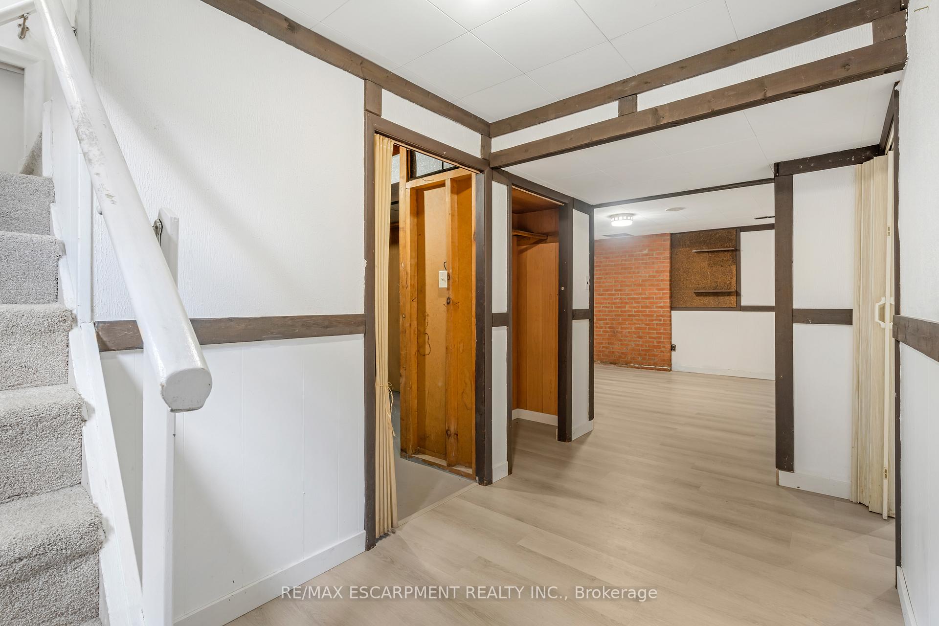 Photo 21 of 165 West 27TH Street, Hamilton, Westcliffe — HOMEH