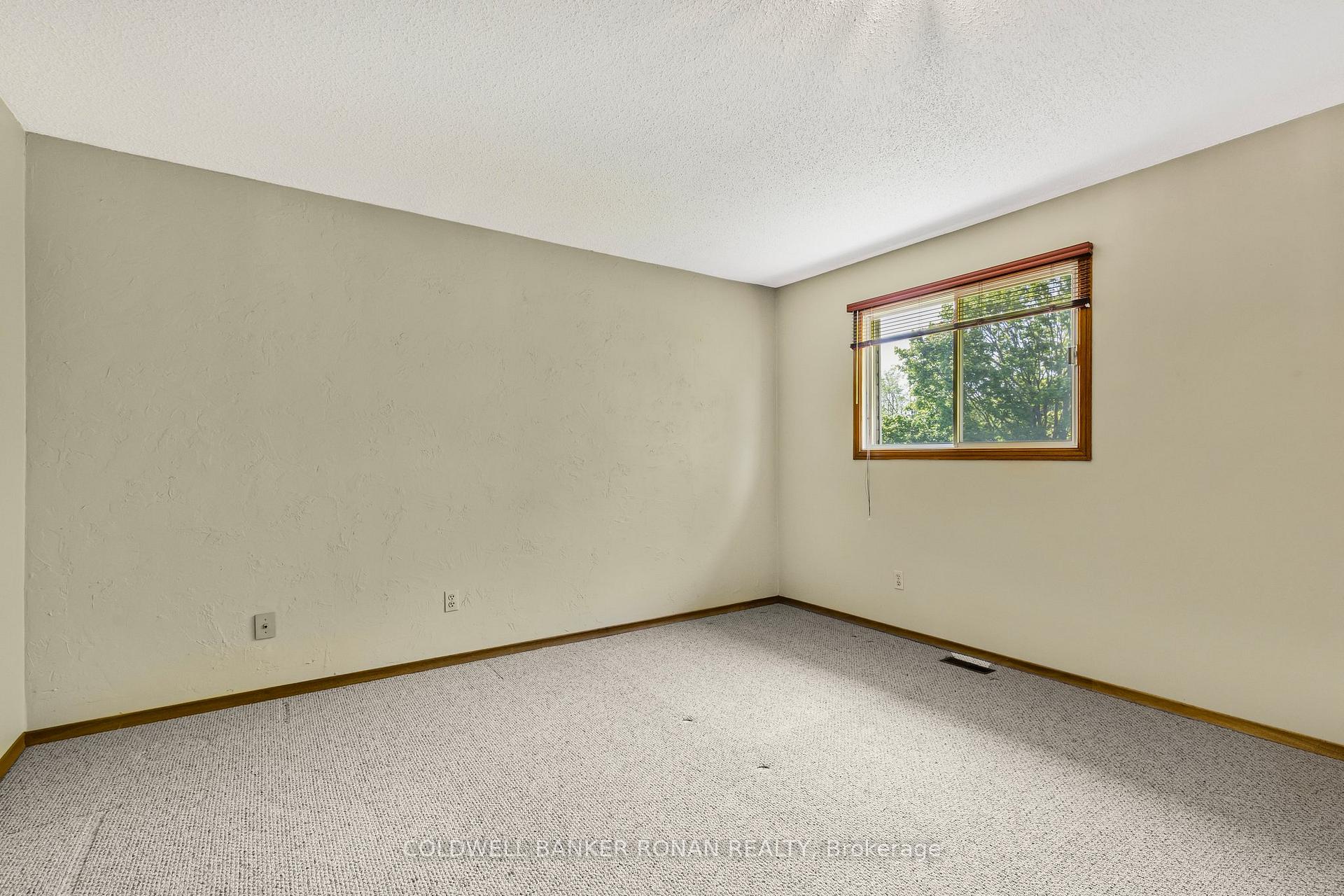 Photo 26 of 7258 2nd Line, New Tecumseth, Rural New Tecumseth — HOMEH