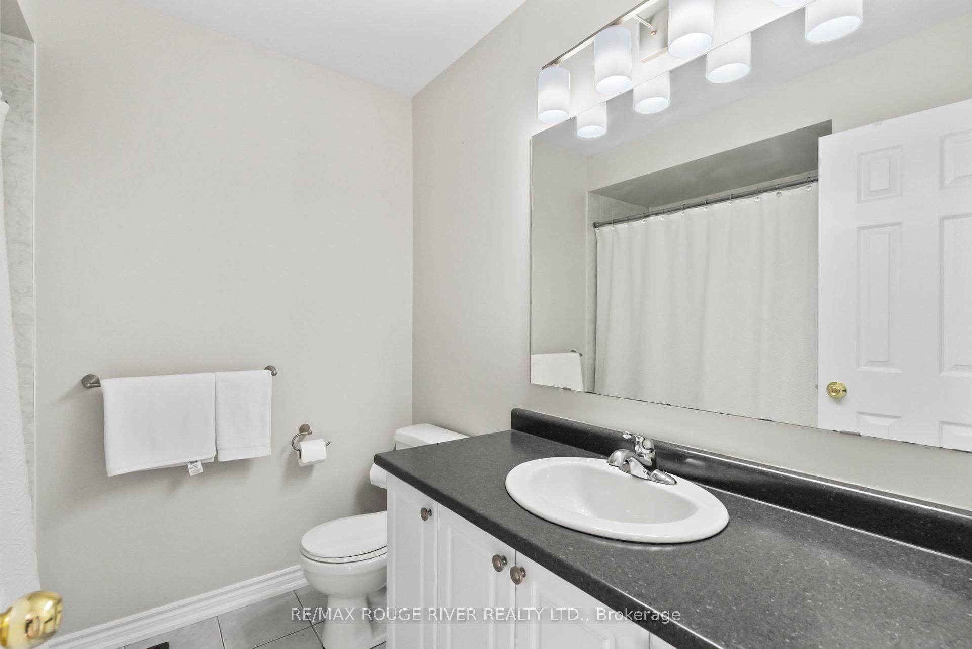 Photo 20 of 133 Swindells Street, Clarington, Bowmanville — HOMEH